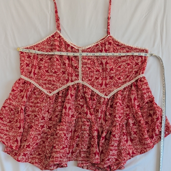 Floral Red Women's Top - Picture 2 of 3